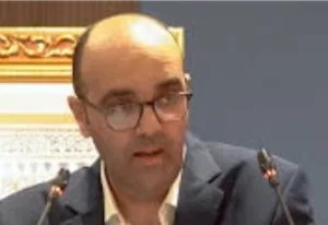 الحسيمة:     رؤساء جماعات تجمعيين يرفضون دعم مرشح الحزب البوطاهري ويقررون حشد الأصوات لمرشح “البام” الحموتي