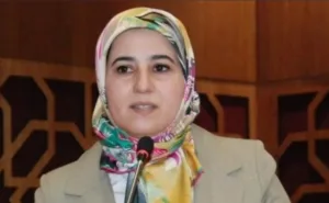الحسيمة :    البرلمانية السابقة سعاد الشيخي عن حزب العدالة والتنمية تنفي دعمها لبودرا في الانتخابات التشريعية المقبلة