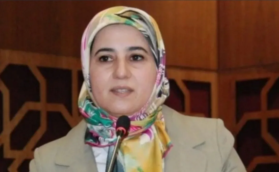 الحسيمة :    البرلمانية السابقة سعاد الشيخي عن حزب العدالة والتنمية تنفي دعمها لبودرا في الانتخابات التشريعية المقبلة