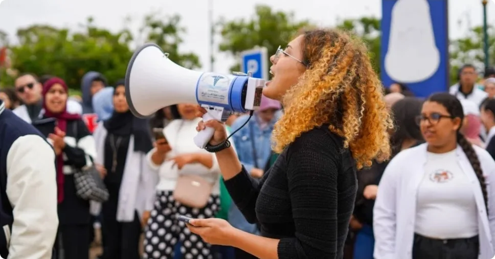 أكثر من 13 ألف توقيع يطالب بتحقيق مستقل في مباراة ولوج كليات الطب والصيدلة وطب الأسنان