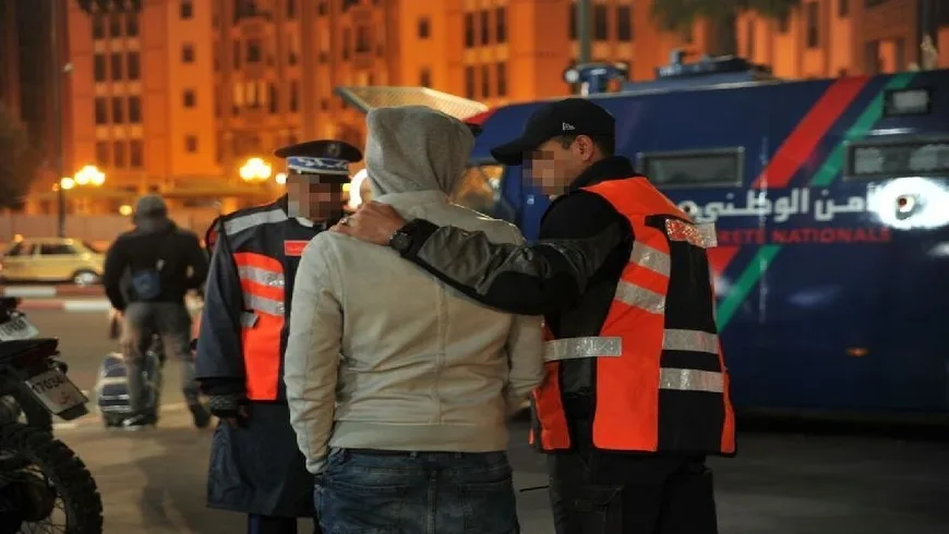 توقيف شخص بمراكش للاشتباه في انتحال صفة مرشد سياحي والاعتداء على سائح