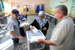 جبهة التحرير الوطني تتصدر الانتخابات التشريعية في الجزائر