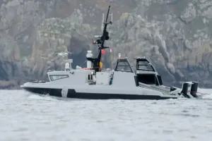 هولندا ترخص للمغرب اقتناء سفينتين مسيرتين لمهام بحرية دفاعية