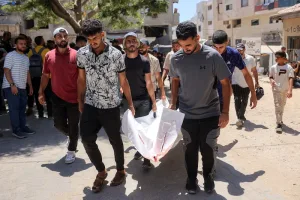 مقتل ثمانية فلسطينيين في غارة إسرائيلية على مخيم جباليا
