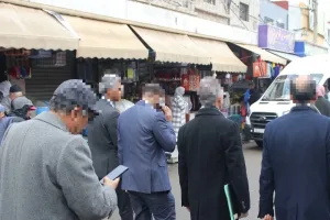 الرباط تشدد على تنظيم واجهات المحلات وتجار يحذرون من تداعيات إزالة “الباشات”