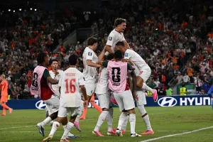 “زيدو لقدّام”.. من شعار الكَوم والطابور إلى ذاكرة مغربية تتجدد