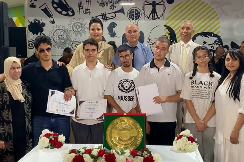 مكناس تحتفي بتفوق تلاميذ مكفوفين في البكالوريا بنسبة نجاح كاملة