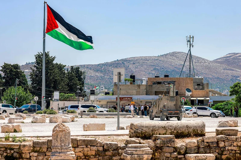 عباس يحدد موعد الانتخابات التشريعية الفلسطينية