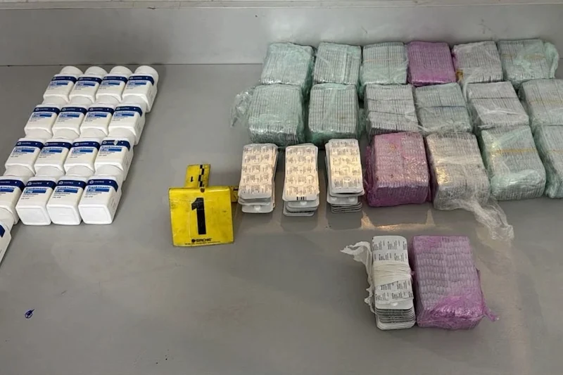 طنجة المتوسط: إحباط محاولة تهريب أكثر من 14 ألف قرص مخدر وتوقيف سائق