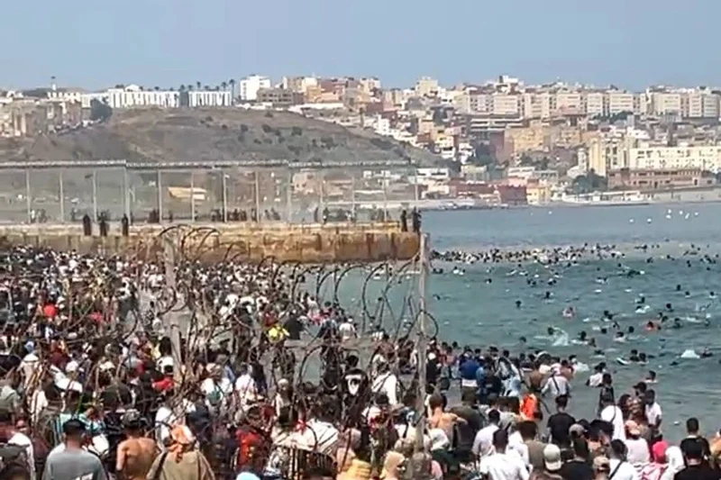 عاجل: اتفاق مغربي إسباني لإعادة مهاجرين وصلوا سباحة إلى سبتة