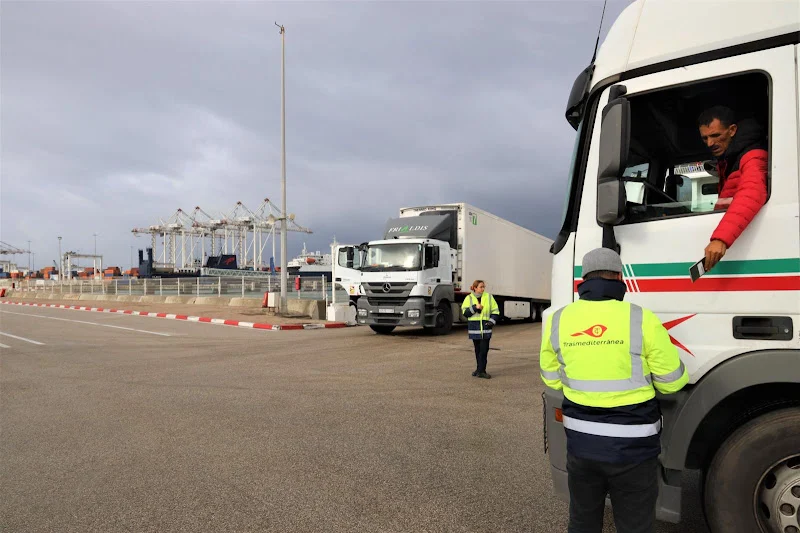 إجراءات إسبانية جديدة تربك حركة الشاحنات المغربية نحو أوروبا