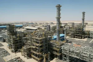 أزمة هرمز تهز قطاع النفط الكويتي وتضع التصدير أمام تحديات غير مسبوقة