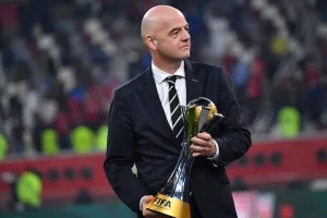 يويفا وآسيا وكونكاكاف يصعّدون الضغط على إنفانتينو بسبب حقوق كأس العالم