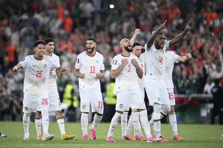 أكرد والخنوس وأمرابط يتصدرون قائمة المغاربة المترقبين في الميركاتو الأوروبي