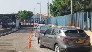 الناظور :      300 سيارة تُحوَّل بعيداً عن ميناء مليلية … وميناء بني أنصار يدخل كبديل لحل الأزمة