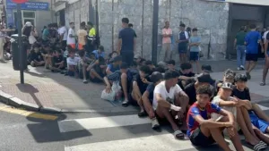 1400 قاصر “يختفون” من جيب سبتة المحتلة … رقمٌ تبخّر حين كشفت الحواسيب ما عجزت عنه الأرقام
