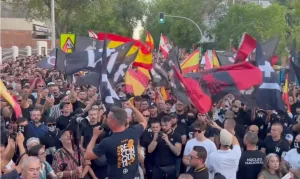 تداعيات أزمة إختراق 60 ألف “حراك” مغربي لسبتة … وقفات إحتجاجية أمام السفارة والقنصلية المغربية في مدريد وبرشلونة وسط تصاعد خطاب اليمين المتطرف