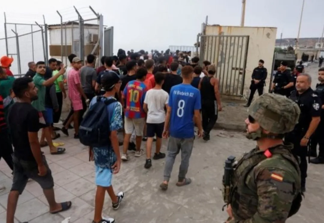 المفوضية الأوروبية تدعو إلى تعزيز التعاون مع المغرب لضبط الهجرة بعد أحداث سبتة