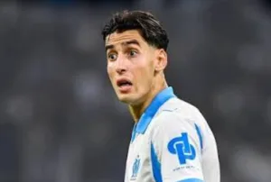 نايف أكرد يرفض «الدكة» ويقلب صفقة ريال سوسييداد ومارسيليا .. شرط المدرب بإبقائه احتياطياً يُسقط الانتقال في آخر لحظة !