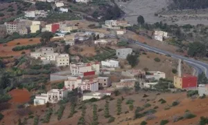 الحسيمة :     ساكنة بجماعة النكور بدون قطرة مياه منذ يومين ولا أحد تدخل !!؟