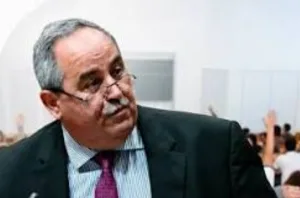 وقفة أمام البرلمان ضد رسوم التسجيل الجامعية … “الطلبة يصعّدون احتجاجاتهم