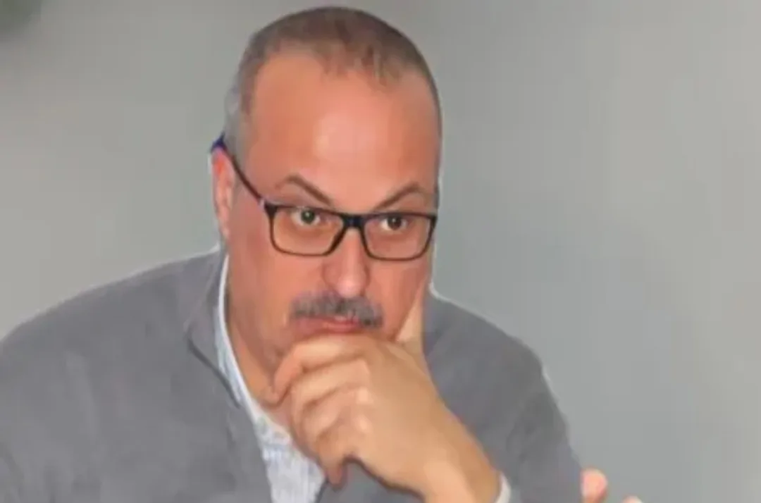 الحسيمة :     مرشح الأصالة والمعاصرة ومرشح الإتحاد الاشتراكي يعقدان لقاءات مع أعوان سلطة وسماسرة قبل موعد الانتخابات التشريعية