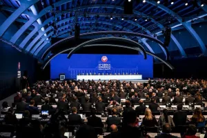 ويفا يعلّق مقاطعة مسابقات الفيفا بعد ضمانات بشأن كأس العالم