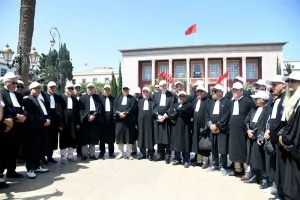 انقسام بين المحامين قبيل حسم مصير الإضراب المفتوح