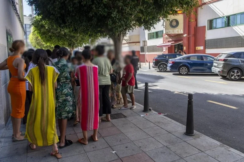 2500 قاصر غير مرافق في سبتة وخطة إسبانية لنقل 500 فتاة