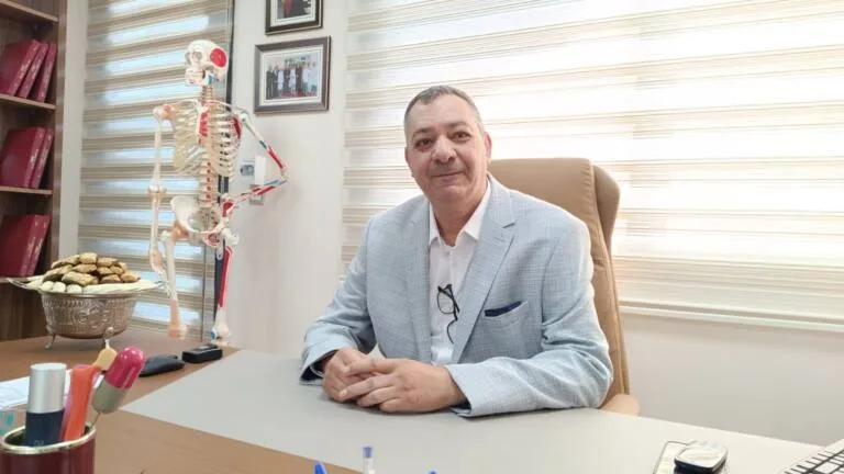 الناظور تعزز عرضها الصحي بعيادة متخصصة للدكتور نور الدين صبار … خبرة طبية وجراحية في خدمة أمراض العظام والمفاصل