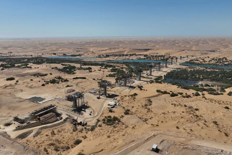 جسر الساقية الحمراء يقترب من التحول إلى أكبر جسر طرقي بالمغرب