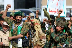 الحوثيون يسيطرون على المخا وجزيرة زقر ويقتربون من باب المندب