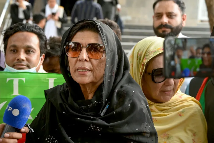 توقيف شقيقات عمران خان في لاهور قبيل مظاهرة دعا إليها حزبه