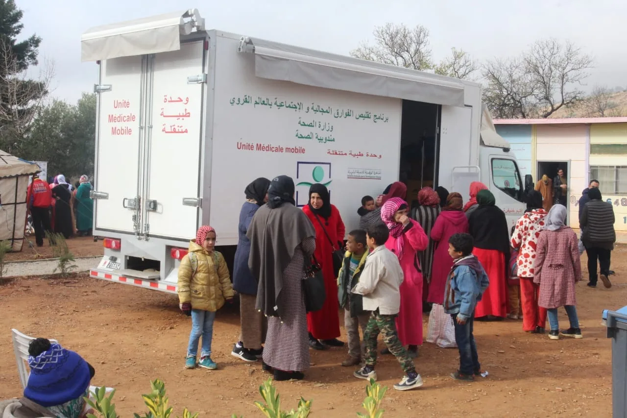 ممرضون بخنيفرة يقاطعون القوافل الصحية بسبب نقص الأدوية وتهالك السيارات
