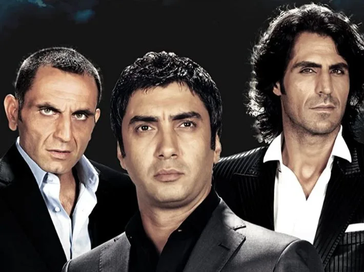 تشابه مشاهد وادي الذئاب يعيد وفاة كاشف كوزين أوغلو إلى التحقيق