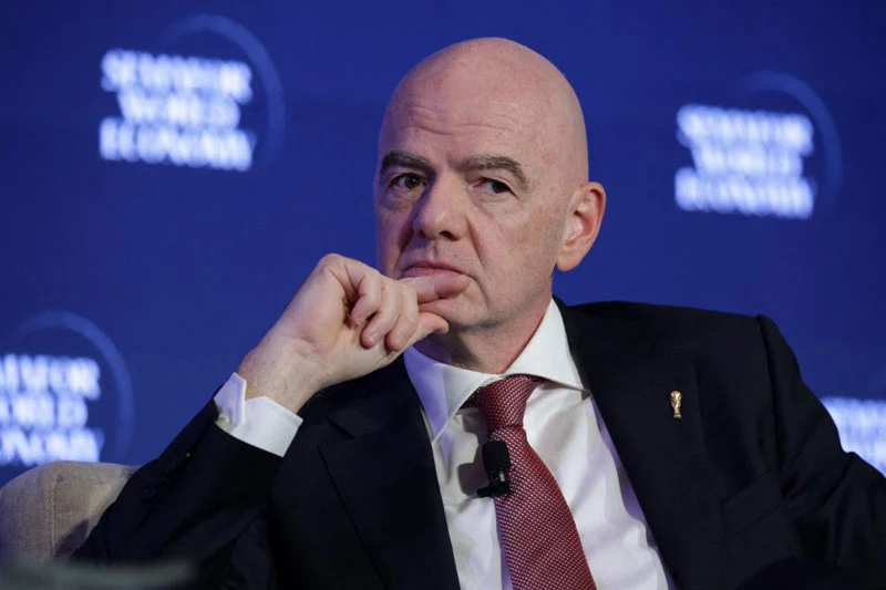 الاتحاد البلجيكي يسحب دعمه لإنفانتينو ويطالب بتوضيحات حول إدارة فيفا