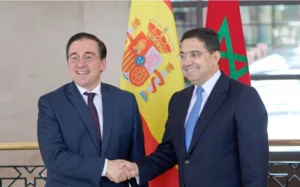 بوريطة يغرد خارج السرب … ألباريس يتهم نظيره المغربي :      تصريحات الوزراء المغاربة بشأن سبتة ومليلية ( ليست الموقف الرسمي للمغرب )