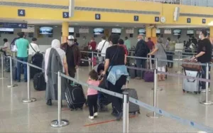 إسبانيا تعيد عشرات المسافرين المغاربة إلى وطنهم رغم توفرهم على تأشيرة “شينغن”