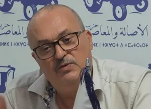 الحسيمة :      البرلماني الحموتي في ندوة صحفية :     إستطعت جلب 370 مليون درهم من المشاريع للإقليم في مواجهة ضجيج الأسئلة الشفوية