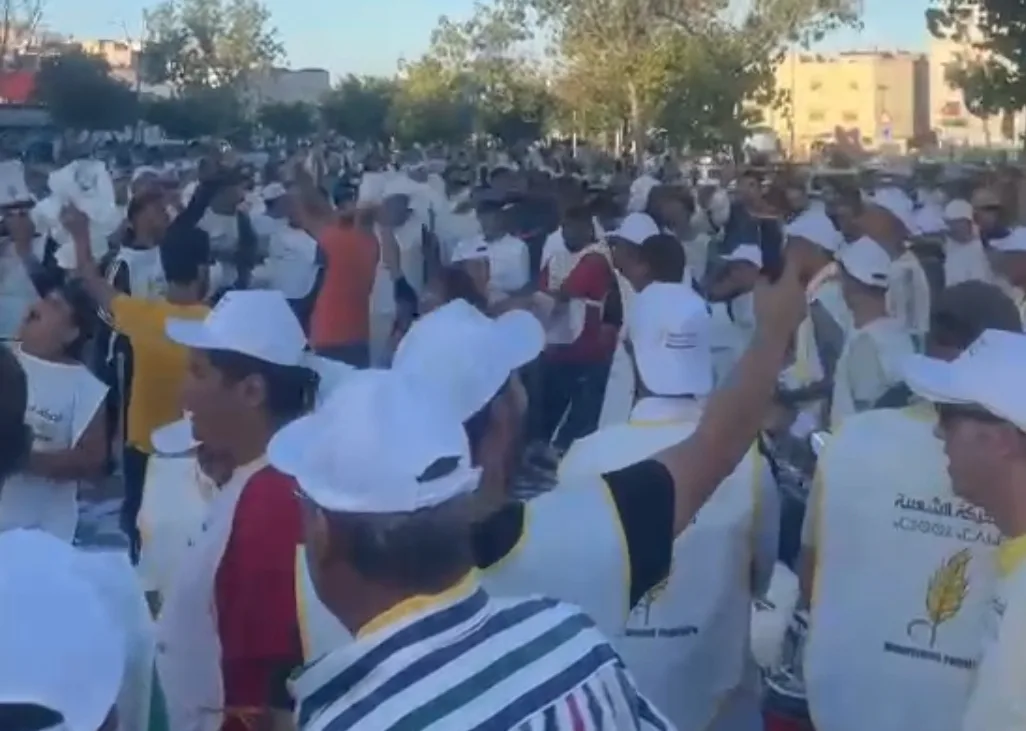 الناظور :     الحركة الشعبية ترد على المشككين … آلاف الأنصار في مسيرة انتخابية ضخمة ومحمد بودو يدخل سباق المقاعد الأربعة بثقة
