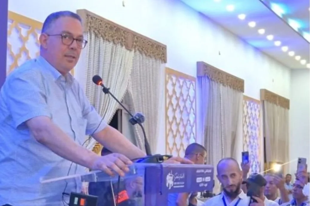 لقجع من تزنيت :      السياسة ليست طريقاً إلى المناصب والتعيينات