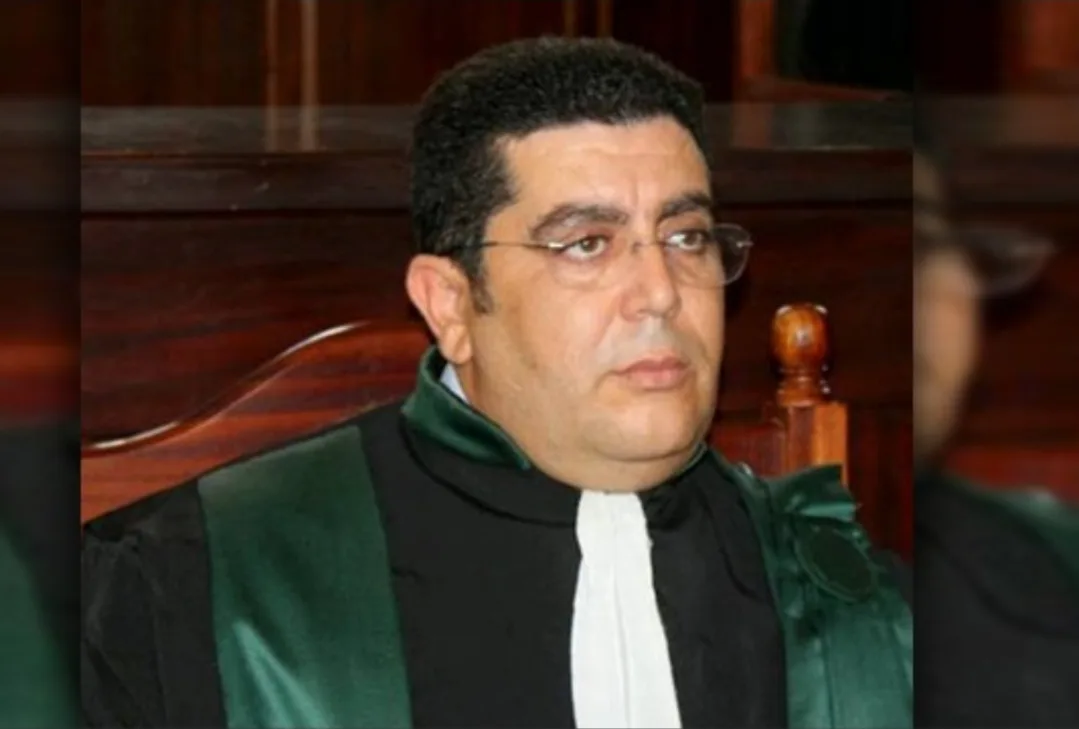 طنجة :    توقيف خمسة أشخاص في قضية أوراق انتخابية مزورة أُخرجت من مكتب للتصويت والنيابة العامة تحيلهم على السجن