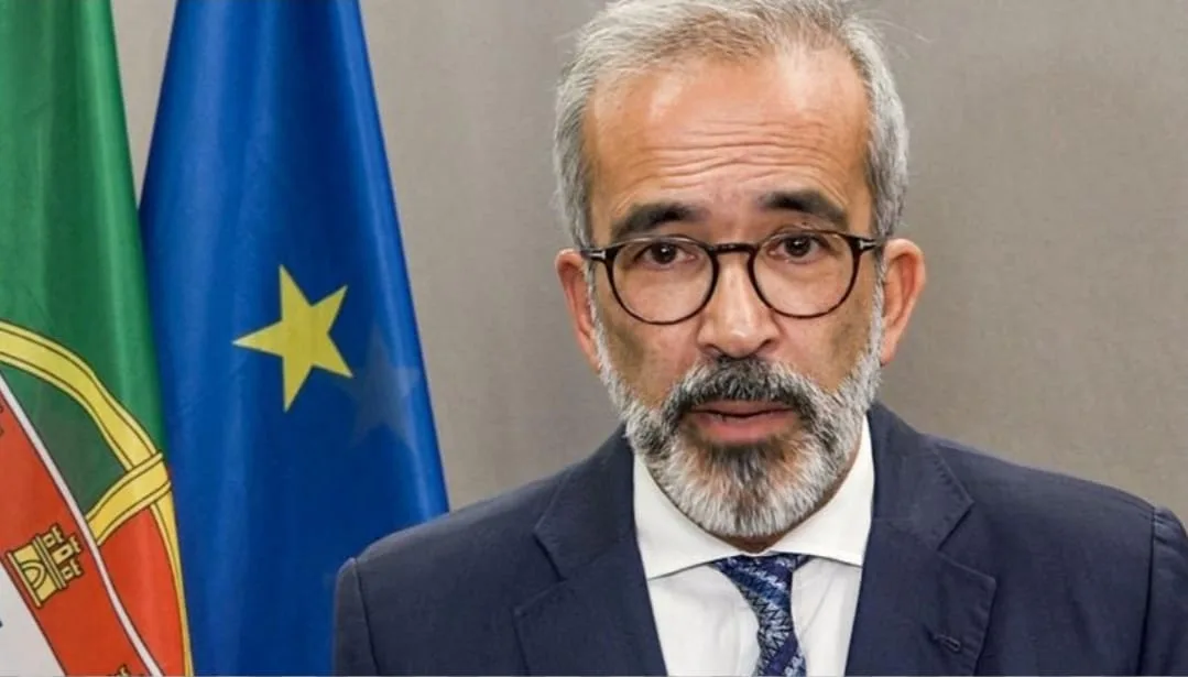 وزير الخارجية البرتغالي يشيد بالمغرب:إجراءات الرباط لوقف تدفقات الهجرة “مبهرة” وسط تصاعد الأزمة مع إسبانيا