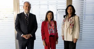 وزيرة الدفاع تدخل مقر الاستخبارات الإسبانية وسط عاصفة التوتر مع المغرب … وثائق سرية تكشف تحذيرات سبقت التدفق الجماعي !