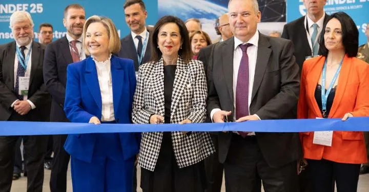 المغرب يزحف نحو عرش الصناعات الدفاعية.. إسبانيا تحصي أمتار معارضها والرباط تستعد لنقل المعركة إلى البحر