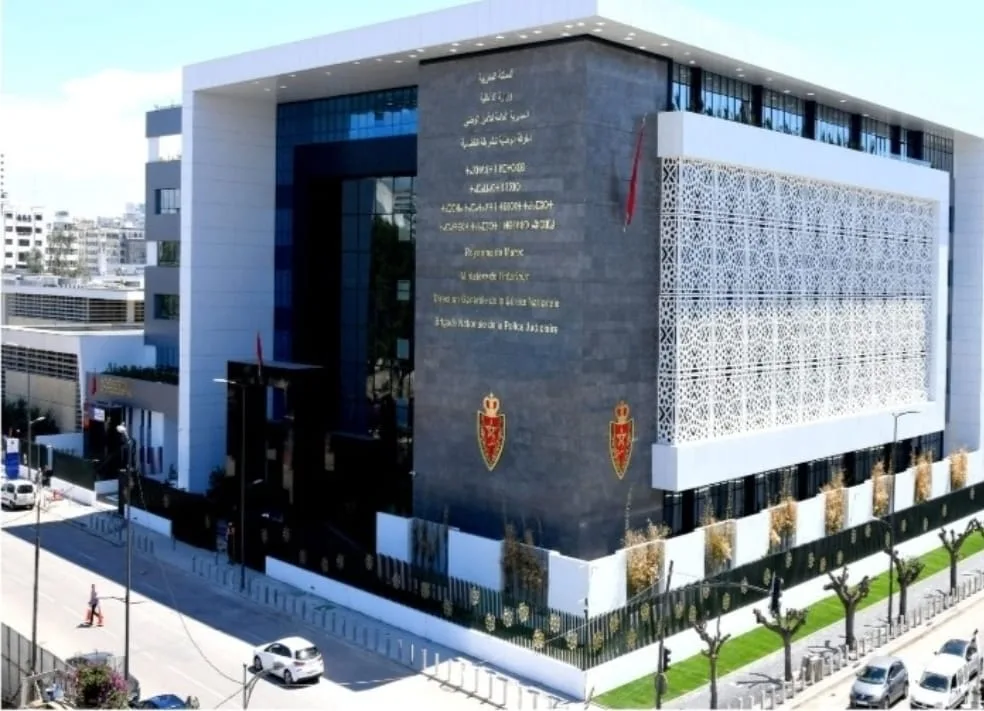 الحسيمة :    الفرقة الوطنية تحل بإمزورن وتعيد فتح ملفات المخدرات وشبكات الكوكايين المتغولة في الشمال الأوسط !