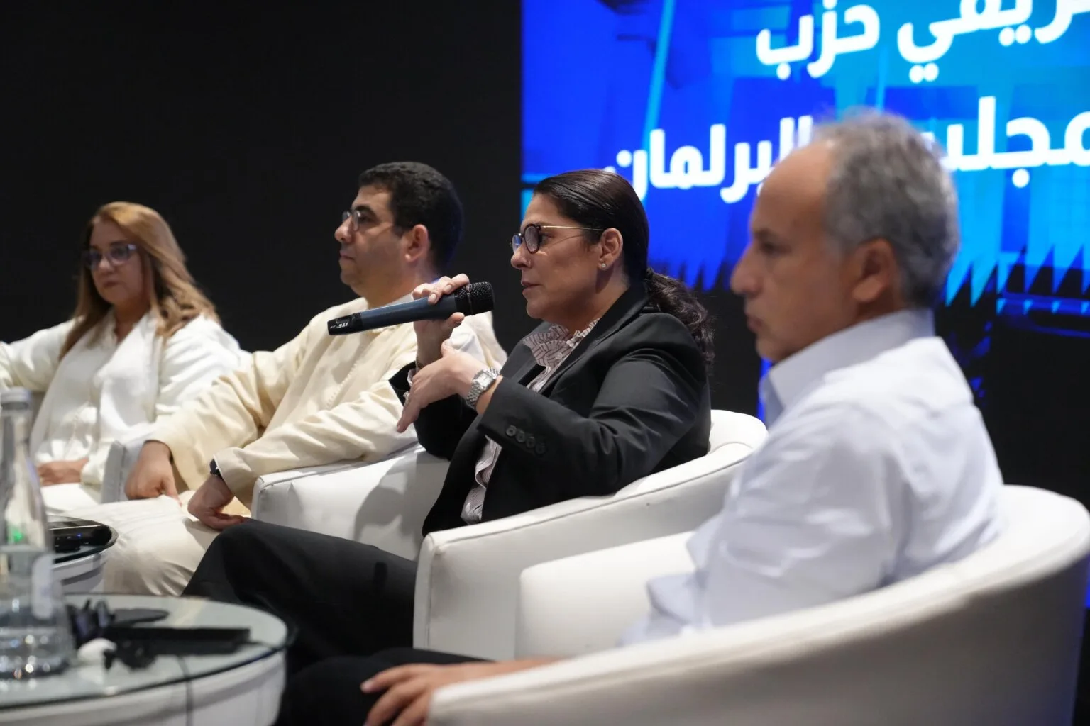 المنصوري تدعو برلمانيي الأصالة والمعاصرة إلى تصحيح الاختلالات ورفع الأداء