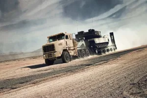 المغرب يعزز قدرات نقل المعدات الثقيلة من Oshkosh Defense