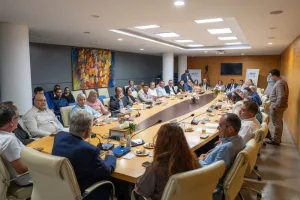 التقدم والاشتراكية يرفع عدد نوابه إلى 22 ويستكمل شروط تشكيل فريق برلماني