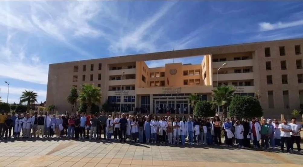 وجدة :     كلية الطب والصيدلة وطب الأسنان … شغور إداري وتكليفات مؤقتة تضع المؤسسة أمام أزمة حكامة